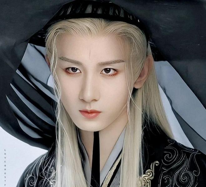 和《赴山海》口碑对比伤害太大了新葡京同样是成毅主演《莲花楼》(图4)