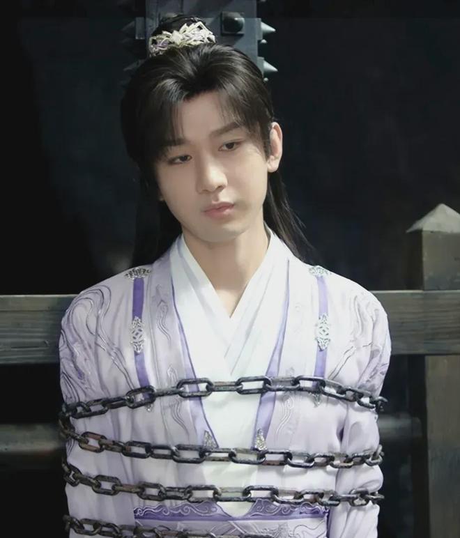 和《赴山海》口碑对比伤害太大了新葡京同样是成毅主演《莲花楼》(图10)
